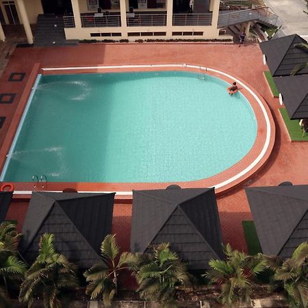 Monty Suites Calabar Kültér fotó