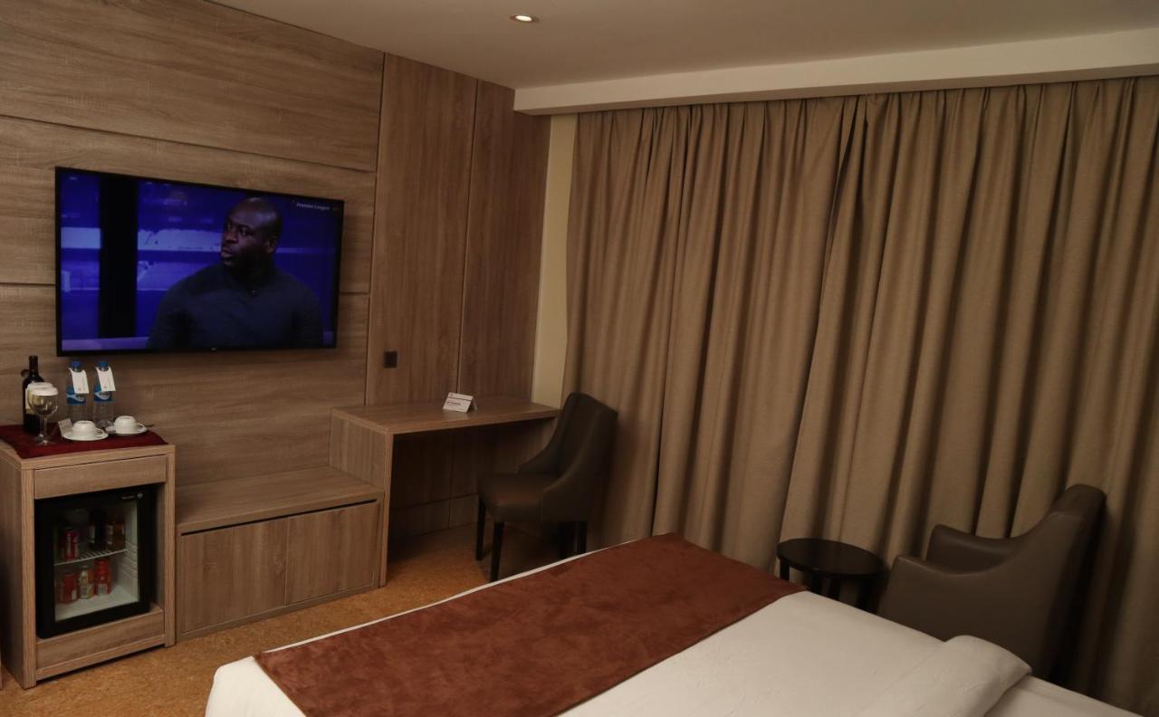 Monty Suites Calabar Kültér fotó